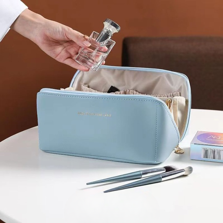 Mallette cosmétique portable de grande capacité