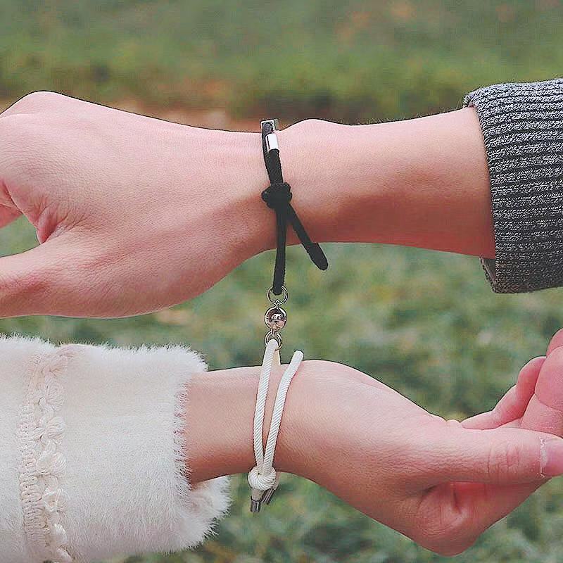 Bracelets d'Amour Magnétiques