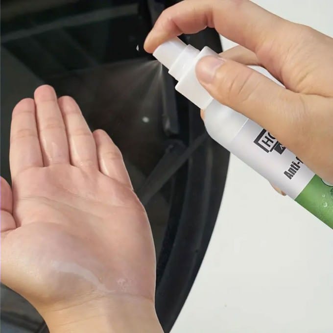 Spray Anti-Buée De Vitres Pour Voiture Et Pare-brise
