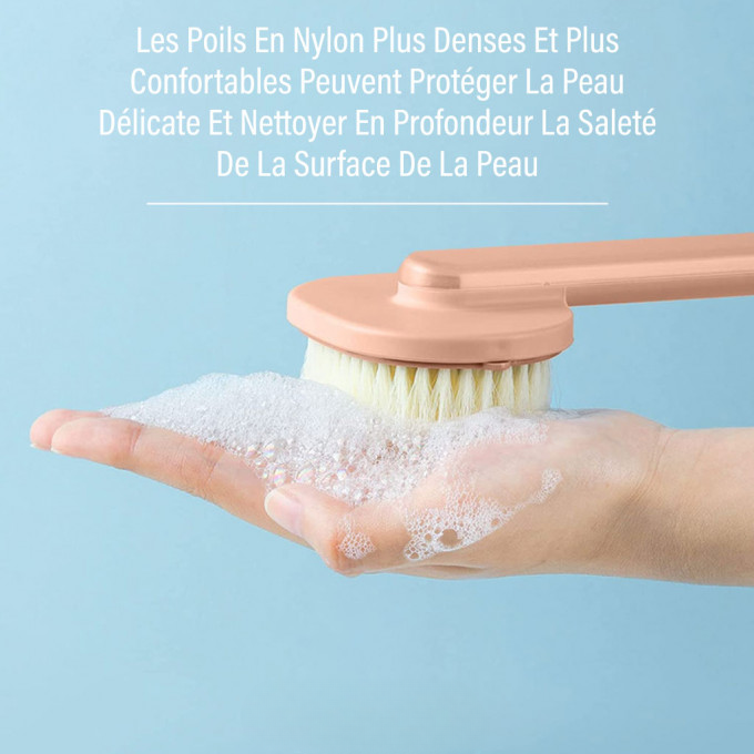 Brosse de bain avec distributeur de savon