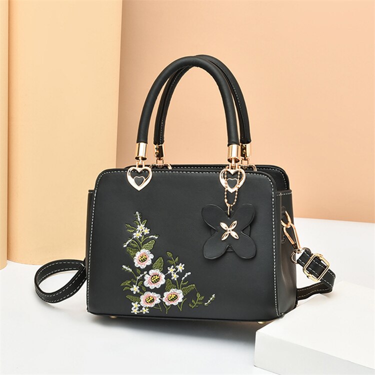 Sac à main brodé - Nouvelle collection