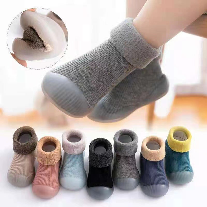 Niido – Chaussons Bébé Ultra-Confortables & Hiver Douillet